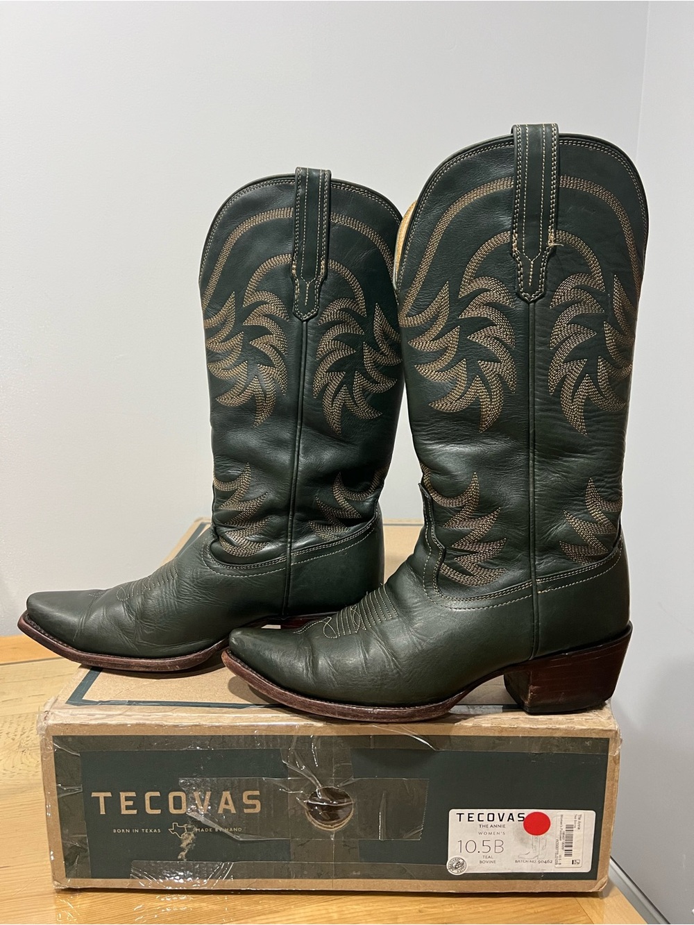 Tecovas Annie Teal Green Size Cowboy Boots size 10.5